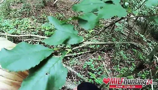 Ngentot hot di luar ruangan sama harleen van hynten!  Milfhunting24