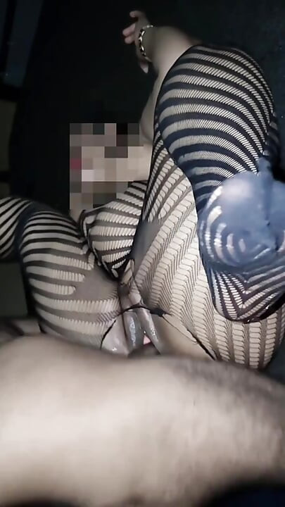 Caliente bhabhi desi tía milf madrastra con medias de red follada bien