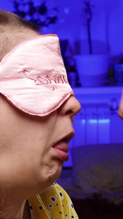 Stunning moment from "omg... GAME of TASTE shocked me, but I LOVE it! XSanyAny"