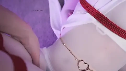 Ms20-seorang gadis pakai stoking putih sampai orgasme oleh vibrator dan kakinya digelitik