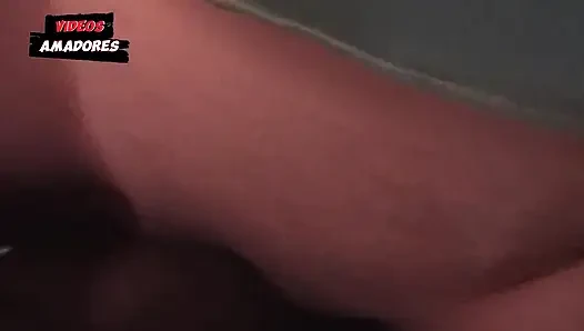 Merekam video mesum istri nakal dengan memek dan pantat pink