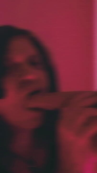 Baba yarak emmeyi seviyor (ve döl yiyor)