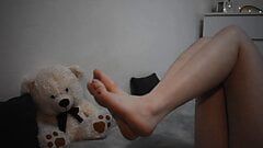 Sexy Feet on Camera - Miley Grey