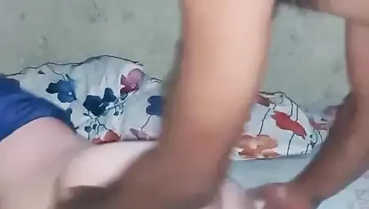 sie squirtet, nachdem ich in sie gespritzt habe