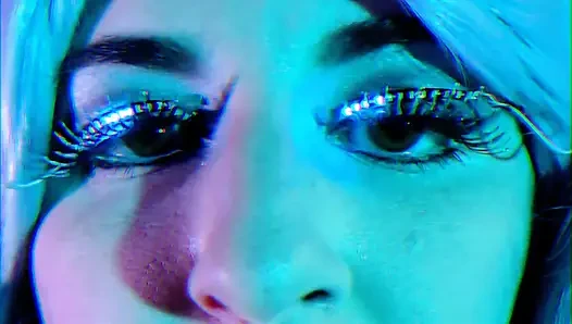 Glamoureyes