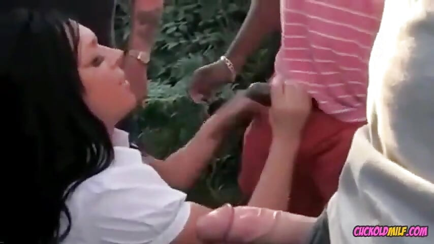 Cuckold MILF in Outdoor Gangbang