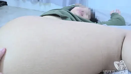 Üvey kız kardeşim uyandıktan sonra bir kez daha amına boşalmak istiyor - minokiiko