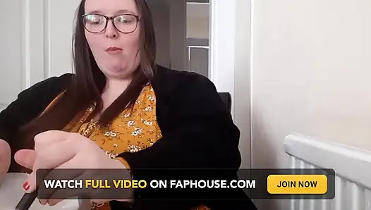 BBW SSBBW stuffing belly fish and chips