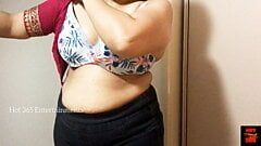 Teacher Changing Saree Blouse - Erotic Show in Bra