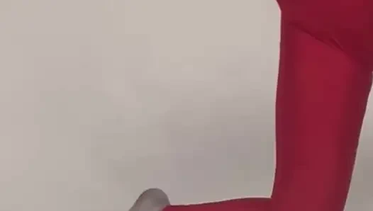 Menggoda yoga kaki panjang