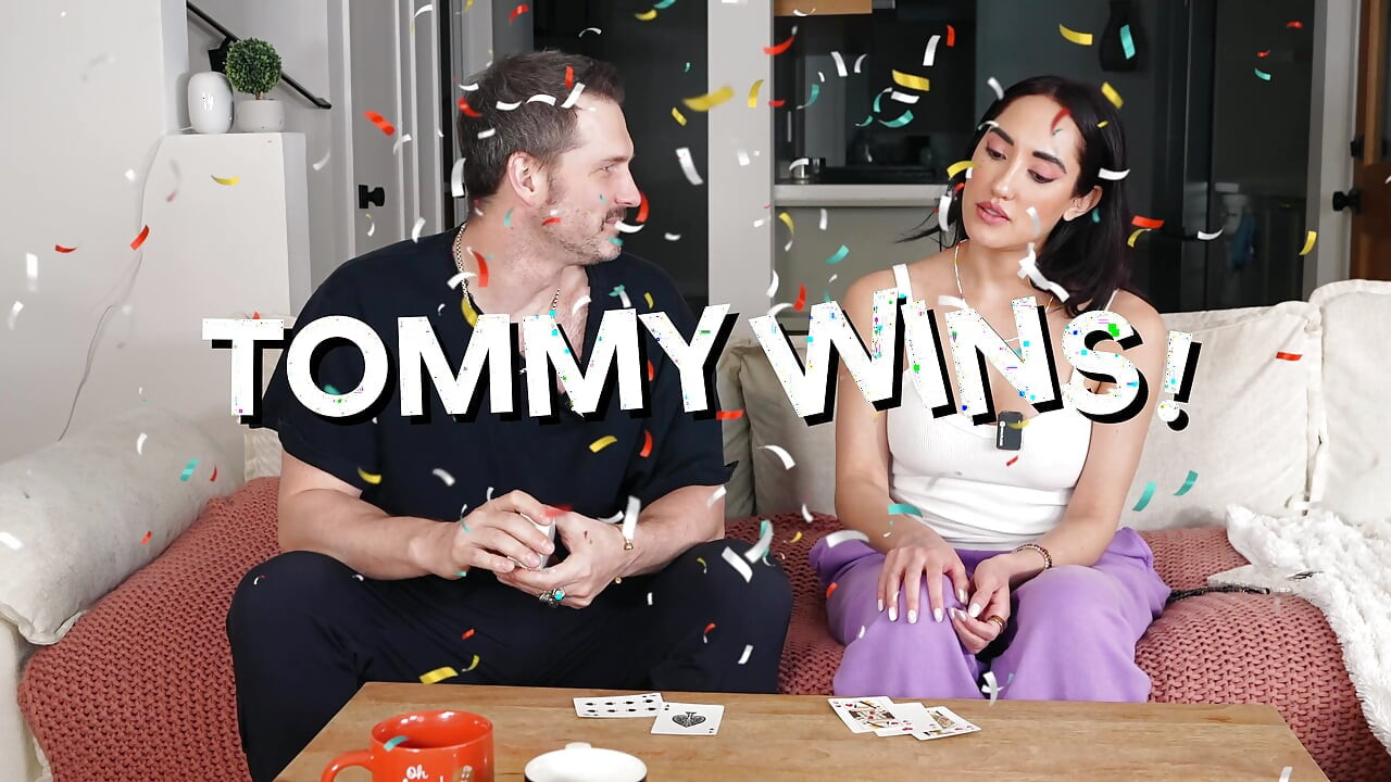Beautiful Latina Pornstar Chloe Amour Twerking on Tom Games Podcast