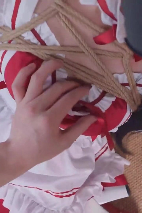Ms16-using a Vibrator to Bring the Maid to Orgasm
