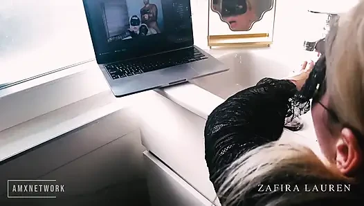 Güzel Polonyalı ev temizlikçimi tekrar sikiyorum