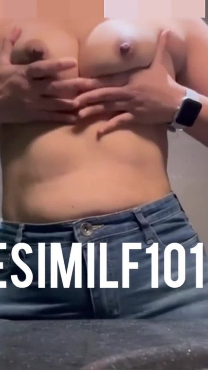 Hot Indian bhabhi boobs show massage | Clip 1