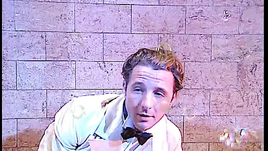 Грудастая Блондинка-медсестра Делает Бурный Минет В Пенной Ванне... Не Могу Устоять Перед Искушением!