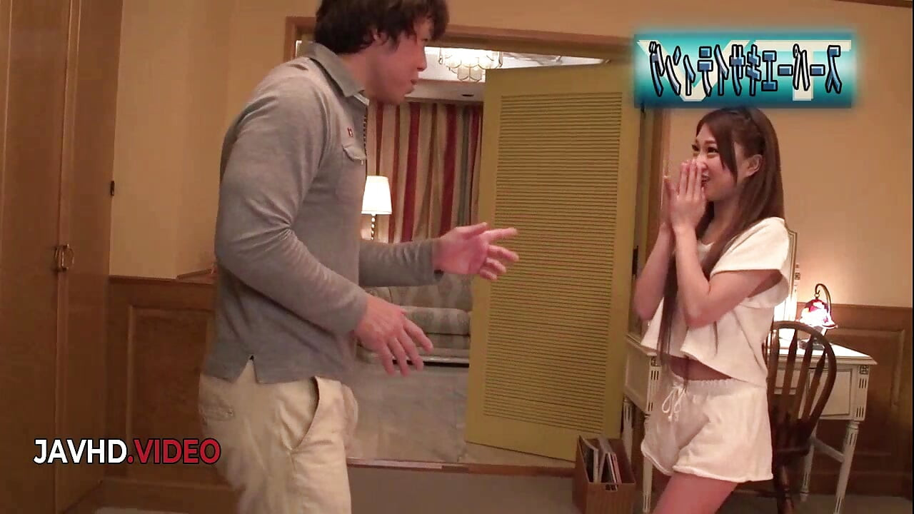 Maki Horiguchis fantastiske japanske blowjob viser hendes evner på mesterlig vis
