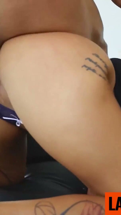 This BIG TITS LATINA went upside down on me...then begged for a CUMSHOT on her pretty face | Clip 1