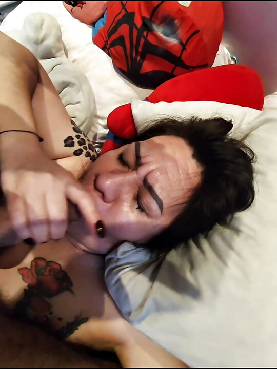 In webcam show on Xhamster Live and with her vagina unshaved Riva gives me a spectacular blowjob