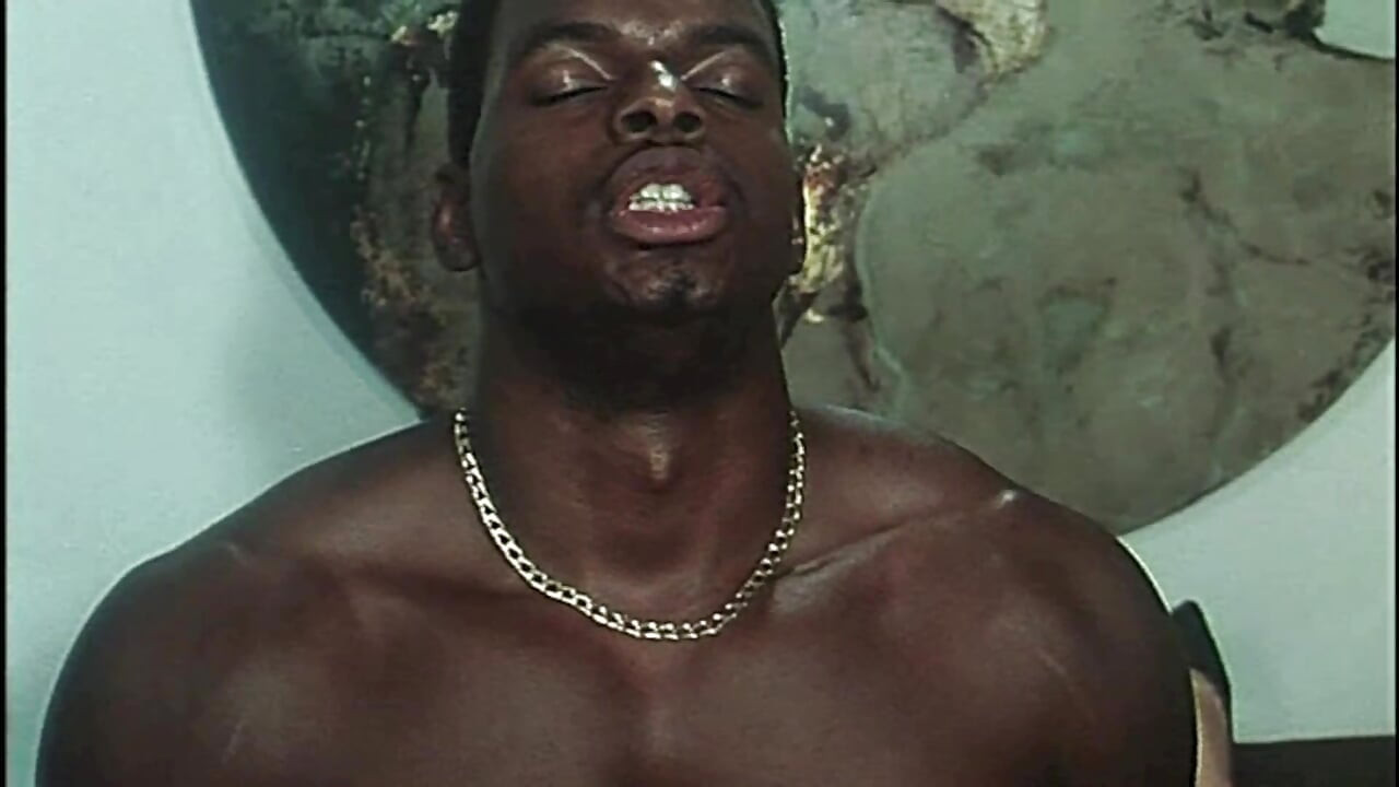 Di kelab Moana pesta lesbian, dp dan bercinta antara kaum