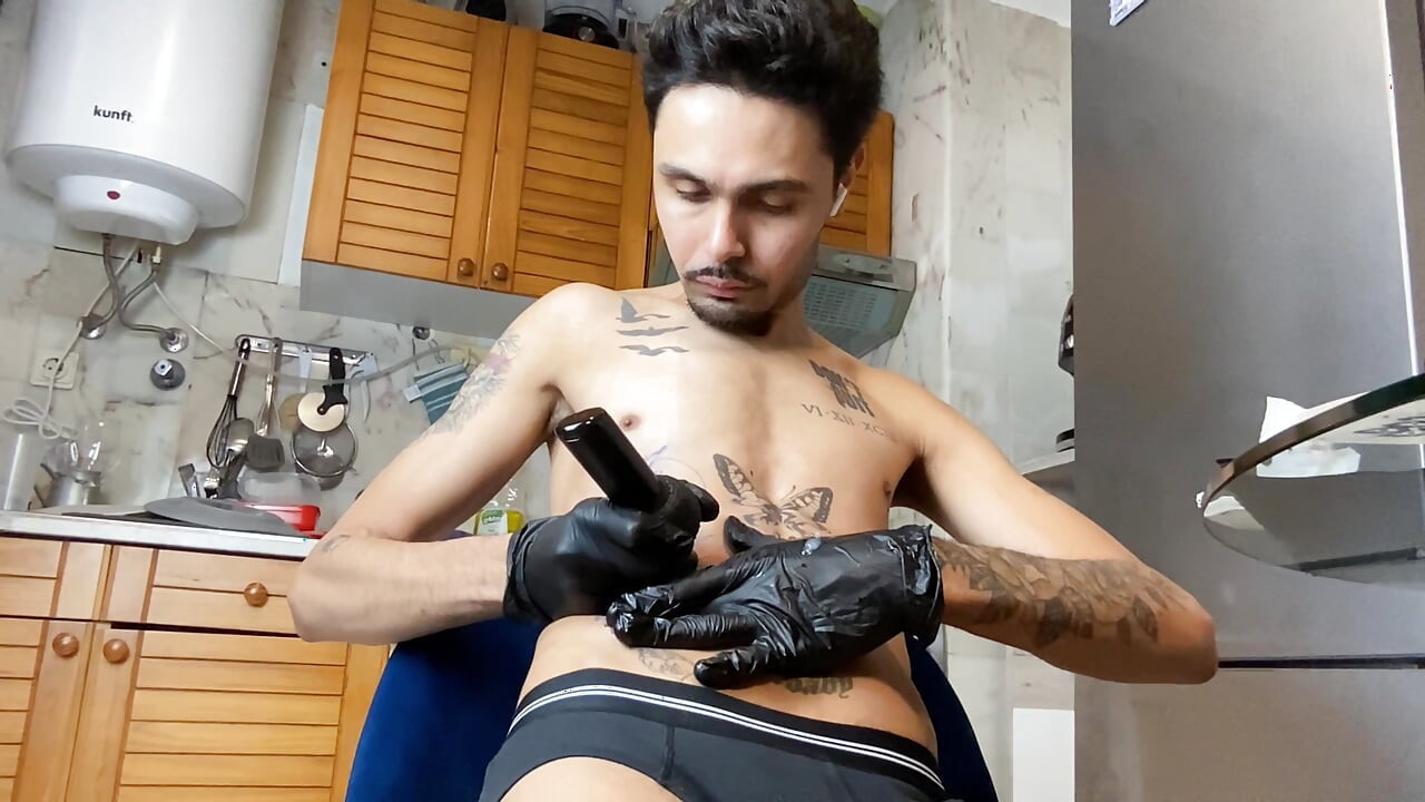 Skinny guy with a big dick sucking himself off and jerking off.