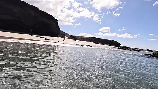 Naked MILF Swimming with Anal Plug Underwater