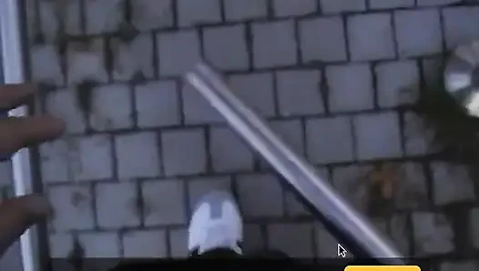 Cewek eropa yang manis nyepong kontol di luar ruangan sebelum ngentot di rumah