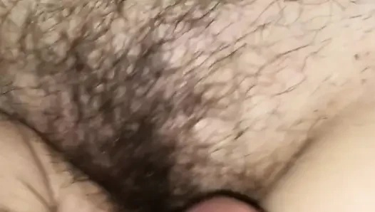 Fingering dalam banget! Istri alami basah kuyul dan dicrot sperma sampai meringis keenakan