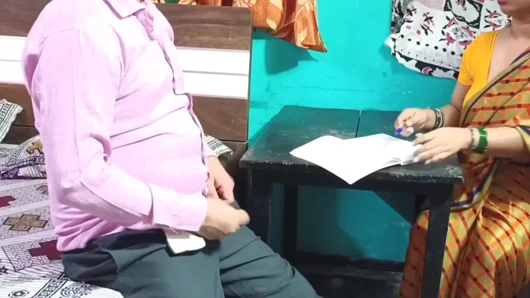 Guru dan murid xxx ngentot habis-habisan (video bokep india rahul dan savita)