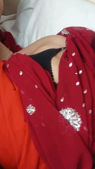Full Face Red Saree Girl – Closeup Pussy Fucking Long Shot Indian Desi | Clip 1