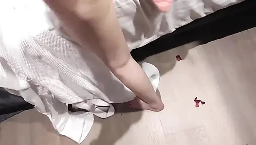 İlk seçmelerinde ve üçlü seks deneyiminde çifte dölleme