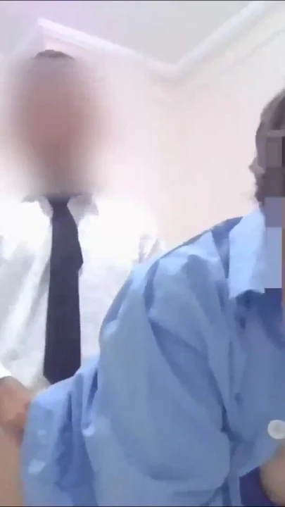 Momen kuat dari "Okul Temizlikcisini Siken ogretmen Porno Turki"