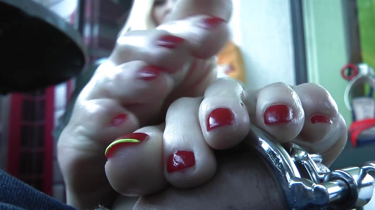 Foot Slave Training Pornstar