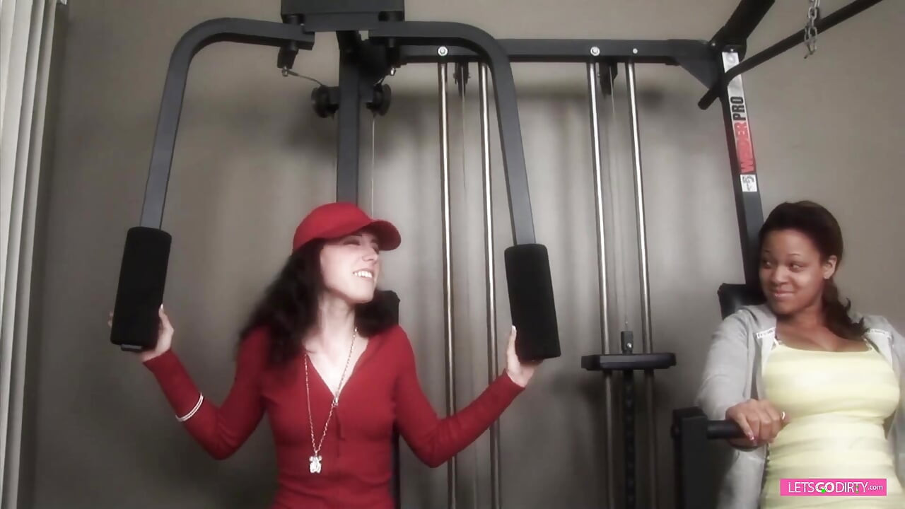 Dirty Harry slams a young chick's cunt