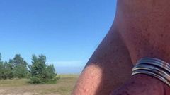 Crociera gay sulla spiaggia nuda