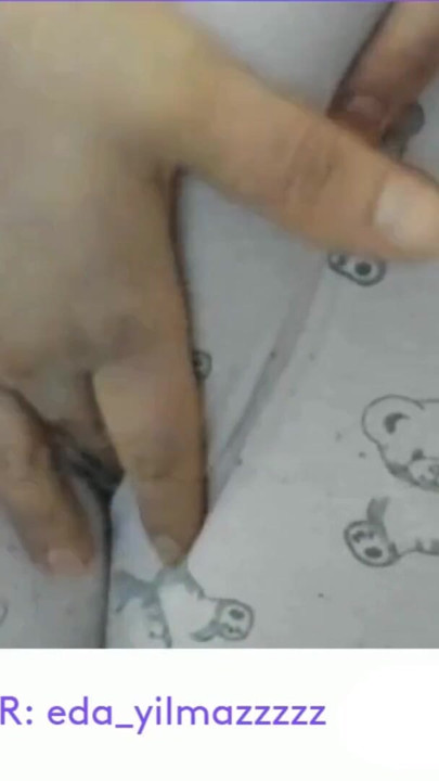 CAMELTOE- MASTURBATION IN PAJAMAS- PUFFED PUSSY- TURKISH PORN | Clip 1