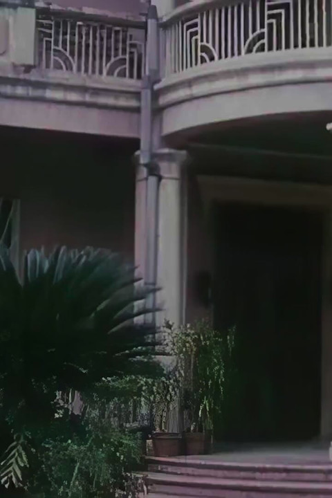 An Alcove Full of Sluts