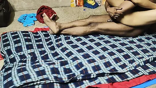 Pooja bhabhi ka bur chus kar chudai kiye