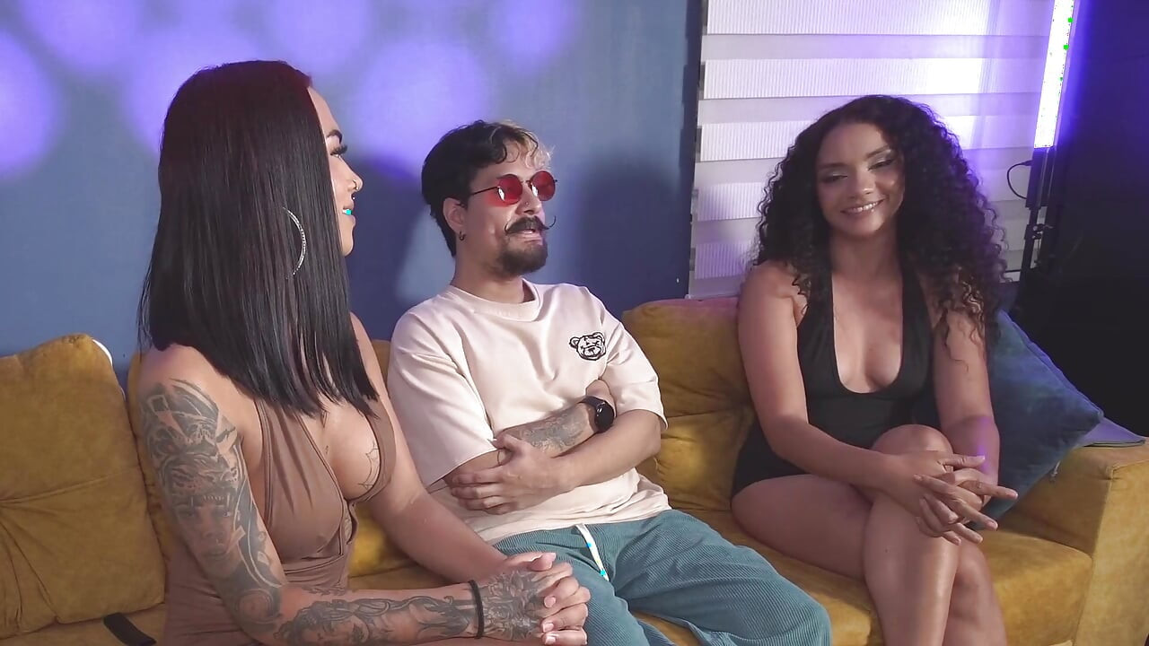 Sexo Con La Trans Tetona Y La Morena Culona - Entrevista Con Andromeda Hot Y Tina Queen