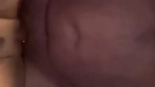 Stiefmutter bekommt riesigen schwanz, fickt hart und kommt