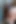Olgun milf, sıkı poposunda anal plug ile azgın vajina seviyor