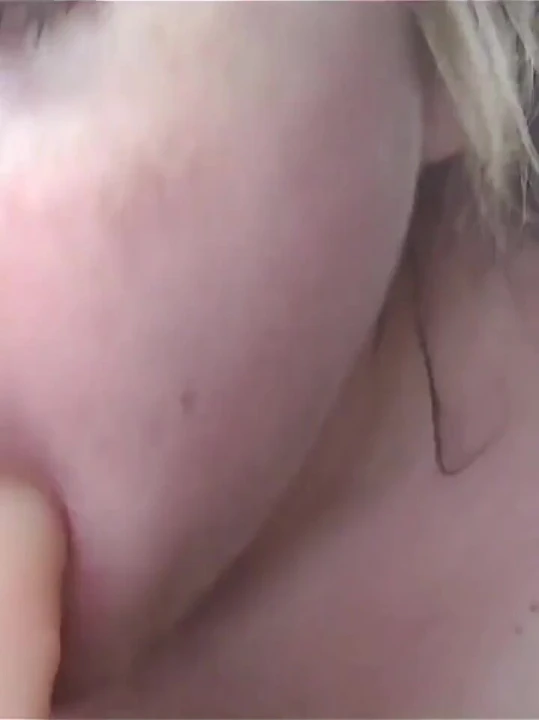 口交假阳具, 大量唾液