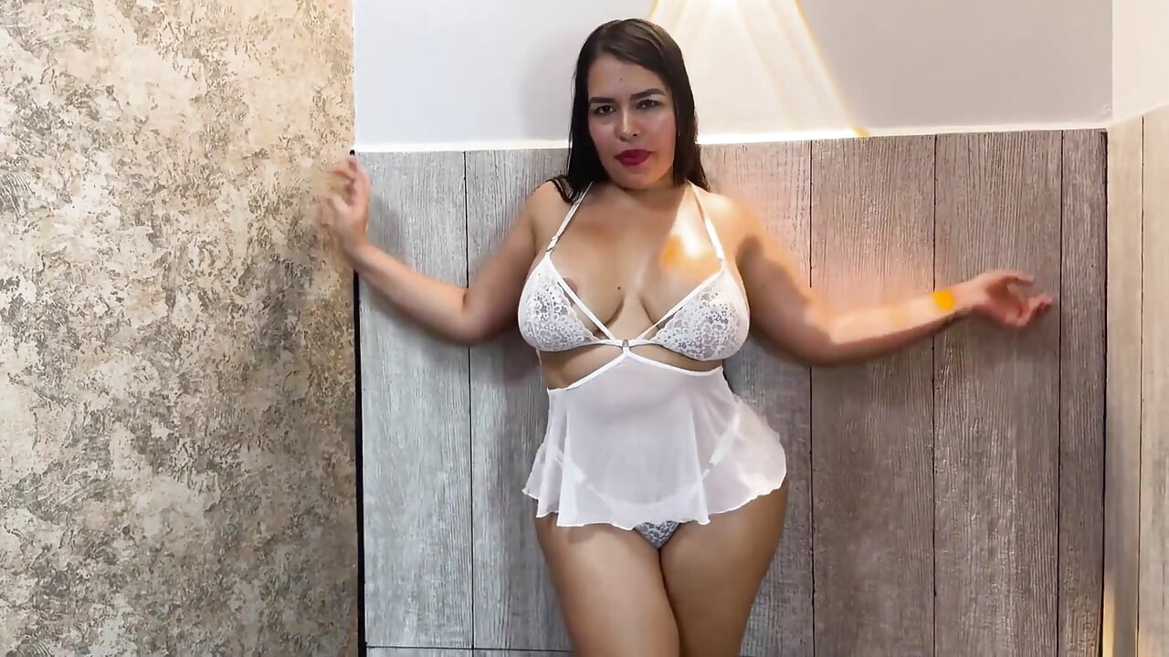 Colombian BBW Stepmom Has Anal Sex with Her Stepson and Gets an Anal Creampie!