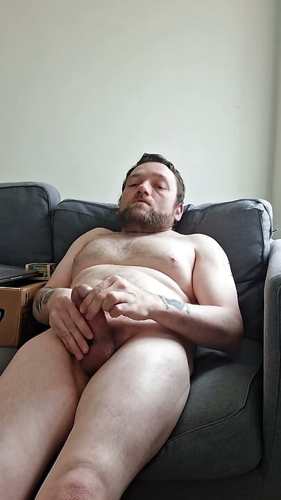 Intense cum from chubby cub guy