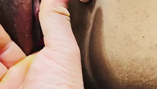 Трясущиеся телом жены, оргазмы. о, детка быстро..