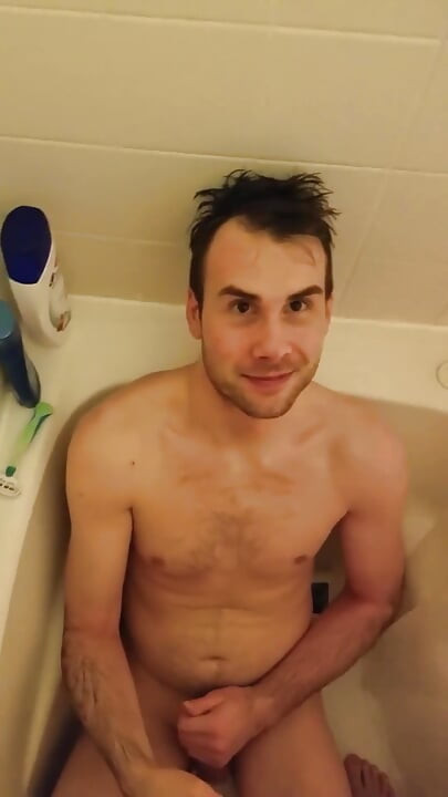 Real Amateur American Mormon Wife Pisses and Gets Fisted Homemade