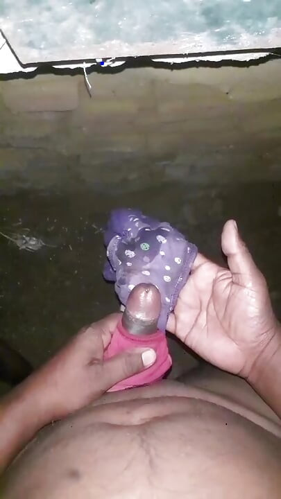 Indian boy masturbution with bhabhi panty and bra