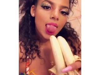 Ig bimbos, 2019.09.28i двойной банан с длинным языком