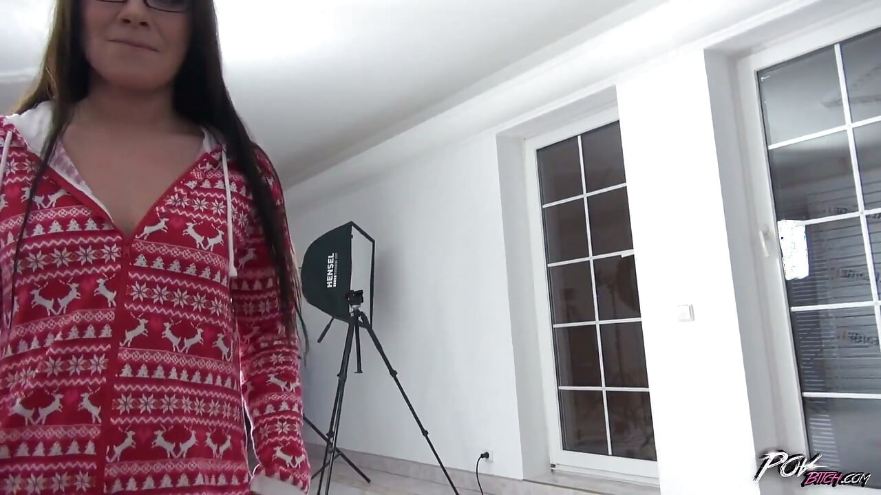 Anal sex with beautiful glasses girl in a POV cadre