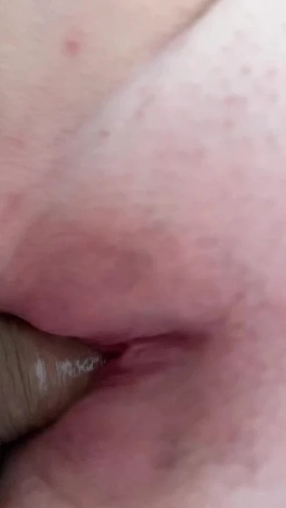 Giving my chubby gf a creampie
