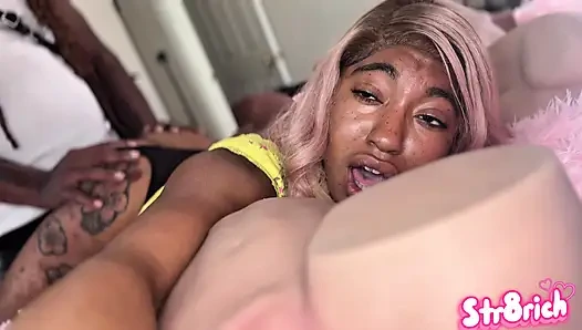 My boyfriend at work when my stepdad is in my hot teen pussy stretch me out wide